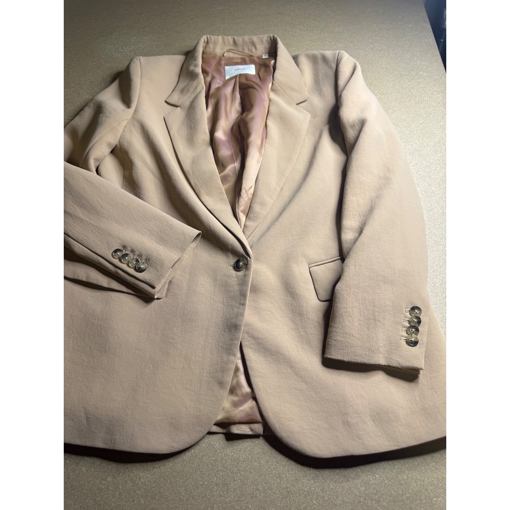Wilfred Aritzia Tan Beige Oversized Single Button Blazer Jacket Size M 104607